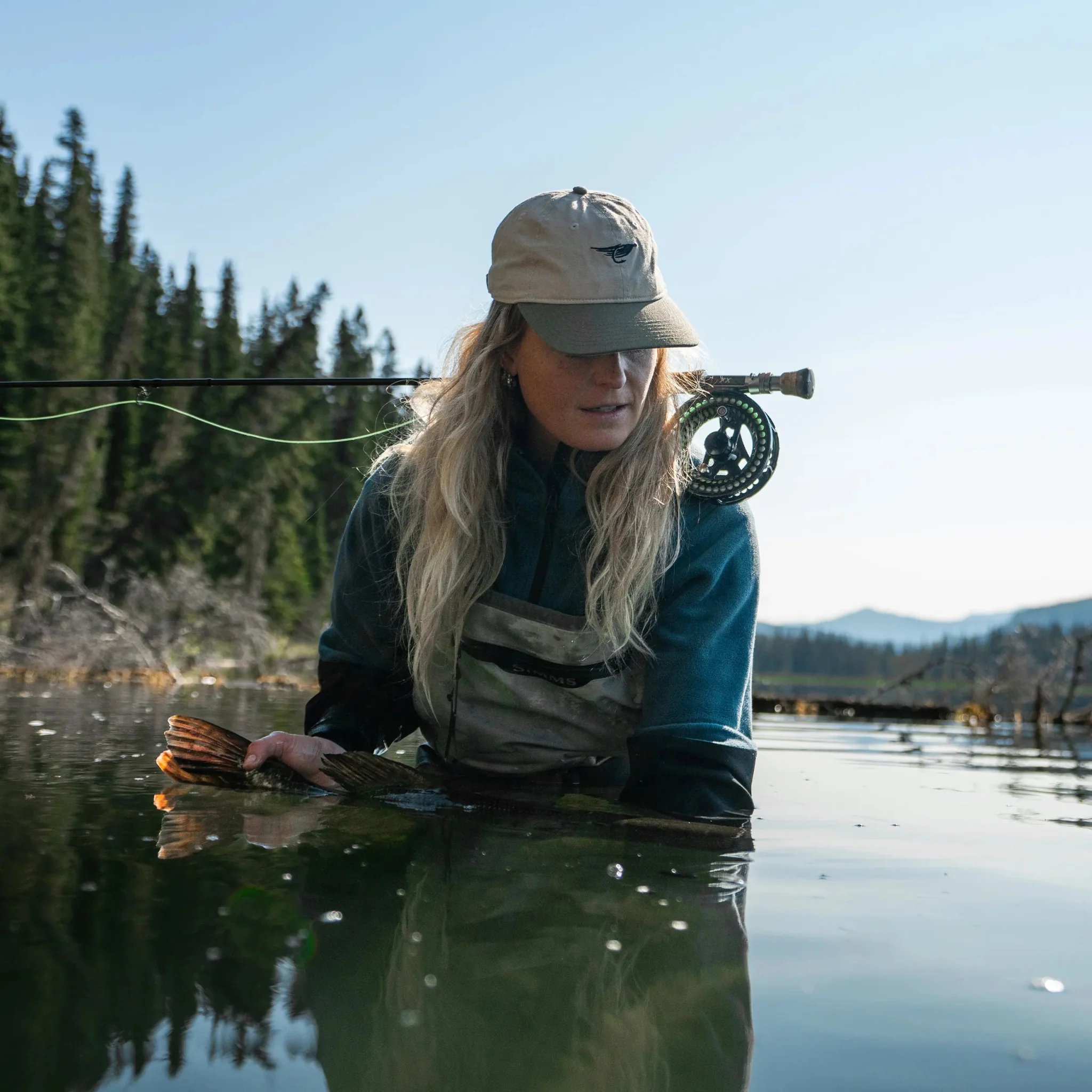 W's Catch & Release Smock - Image 9