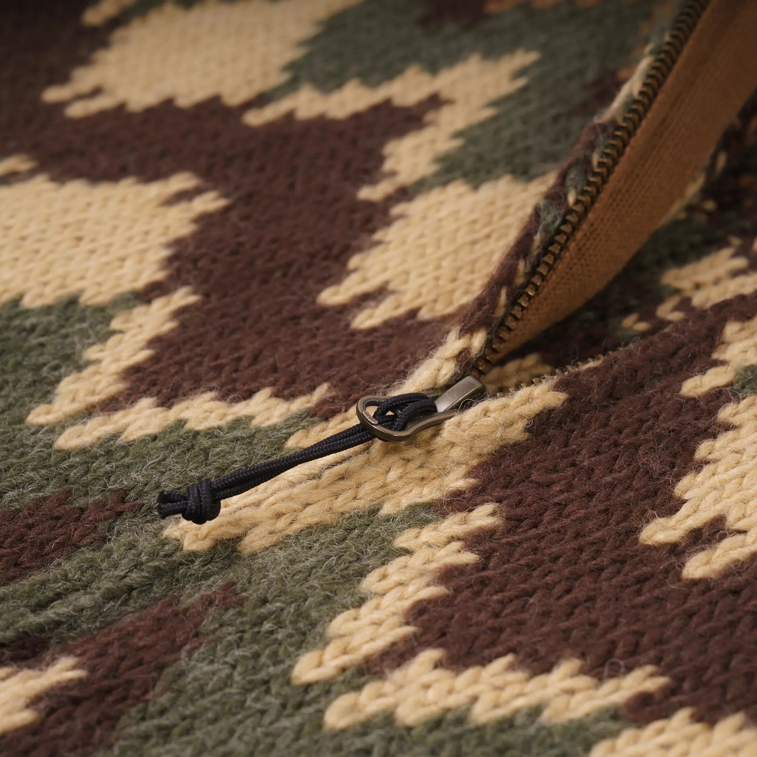 M's Northern Cardigan Sweater - Image 6